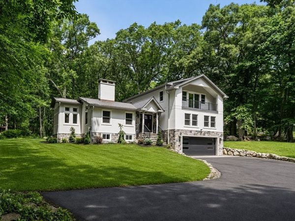 184 Bedford Rd, Lincoln, MA 01773