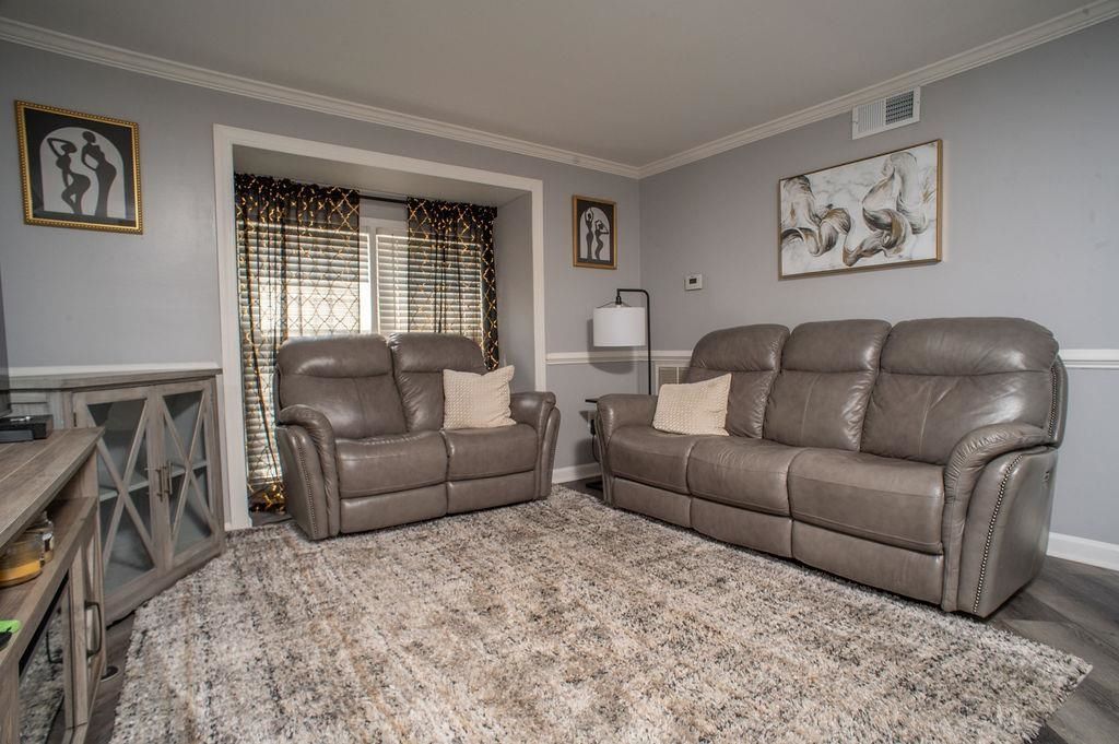 6702 Jefferson Pl.  Photo 9