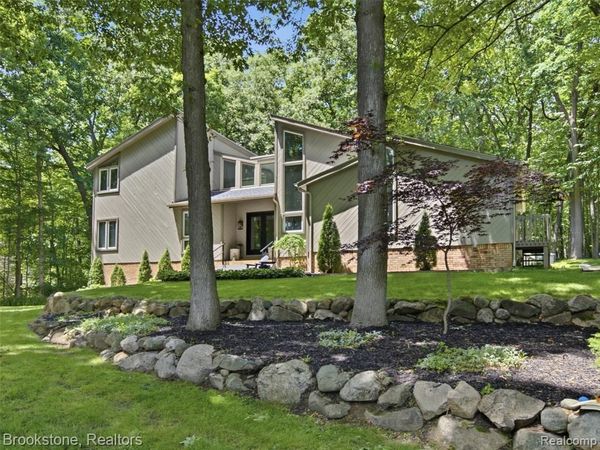 7450 Deerhill Drive, Independence Twp, MI 48346