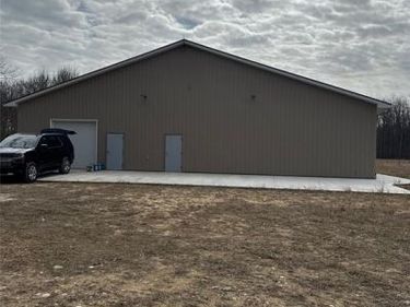 3701 Crooked Creek , Vassar Twp, MI 48768