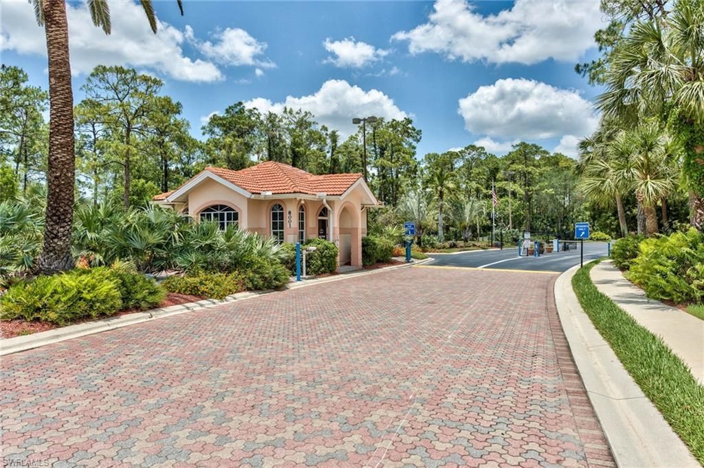 228 Belina Dr , Unit 604, Naples, FL 34104 Photo