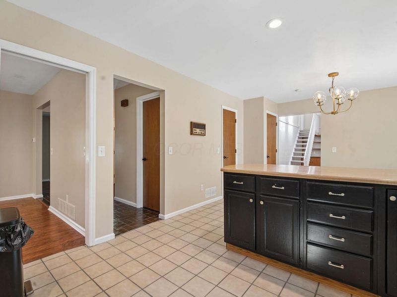 1355 Goldsmith Drive, Westerville, OH 43081 Photo 12