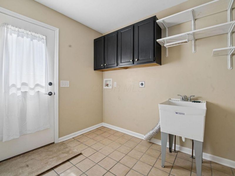 1355 Goldsmith Drive, Westerville, OH 43081 Photo 18