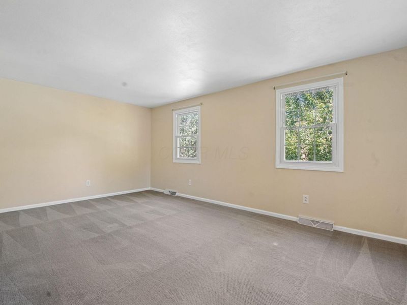 1355 Goldsmith Drive, Westerville, OH 43081 Photo 32