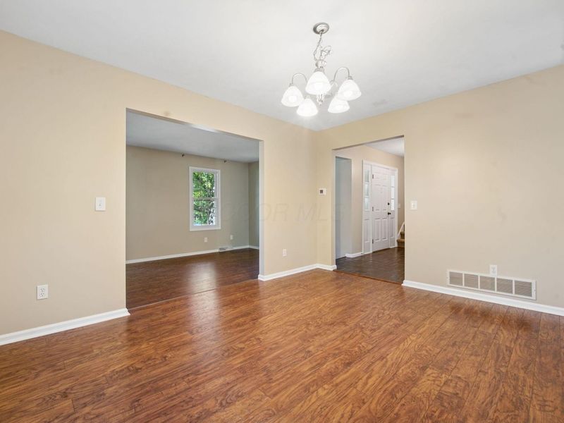 1355 Goldsmith Drive, Westerville, OH 43081 Photo 8