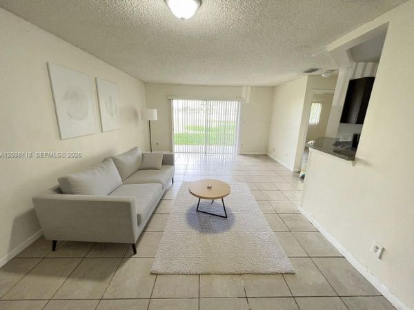 3417 NW 44th St , Unit 104, Oakland Park, FL 33309