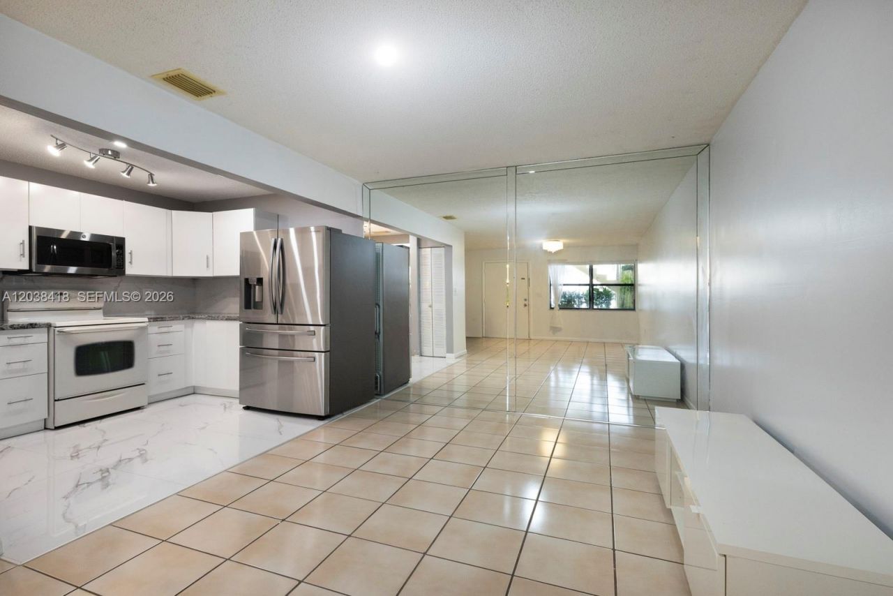 12940 SW 64th Ln , Unit 312-3, Miami, FL 33183 Photo