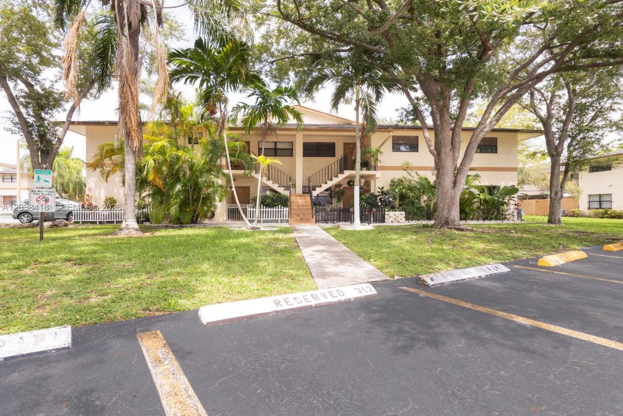 12940 SW 64th Ln , Unit 312-3, Miami, FL 33183 Photo