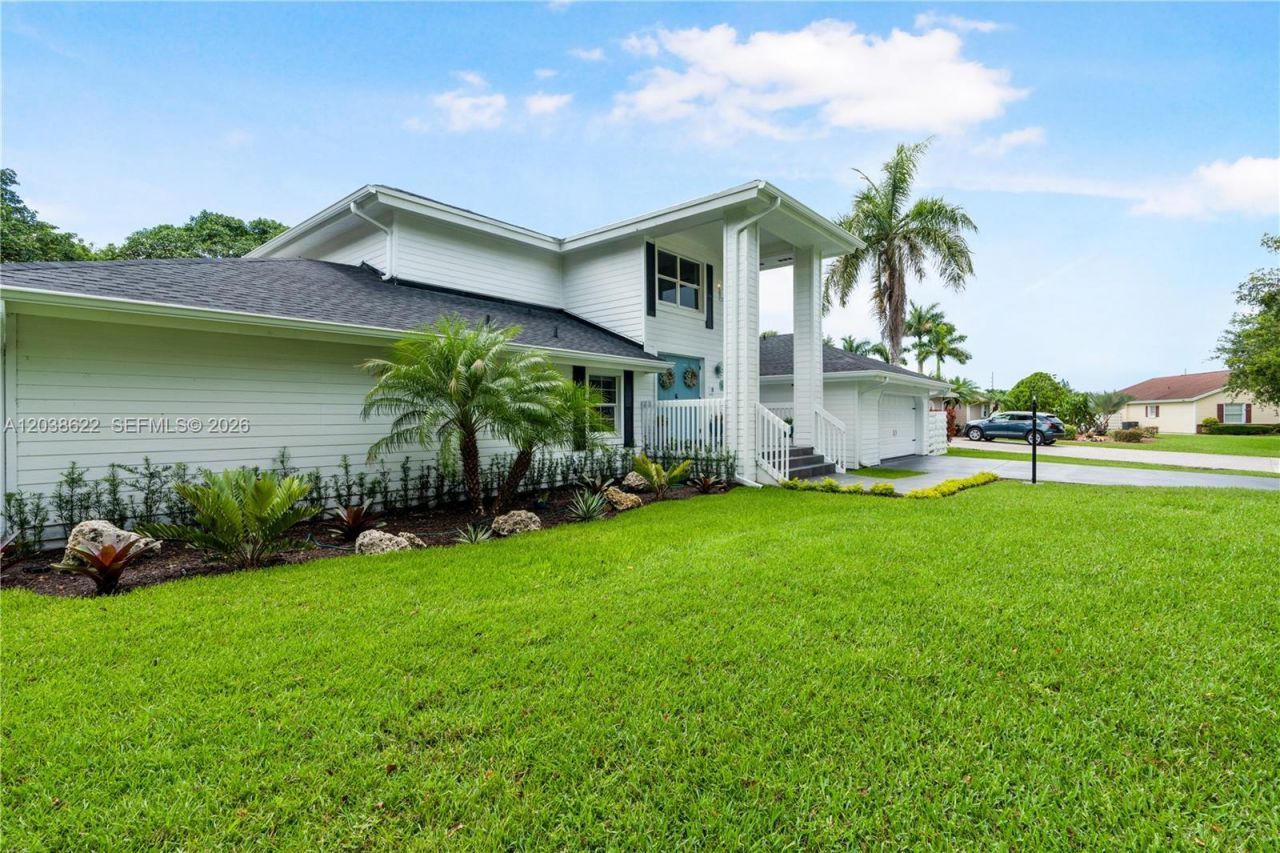 14830 SW 149th St , Miami, FL 33196 Photo