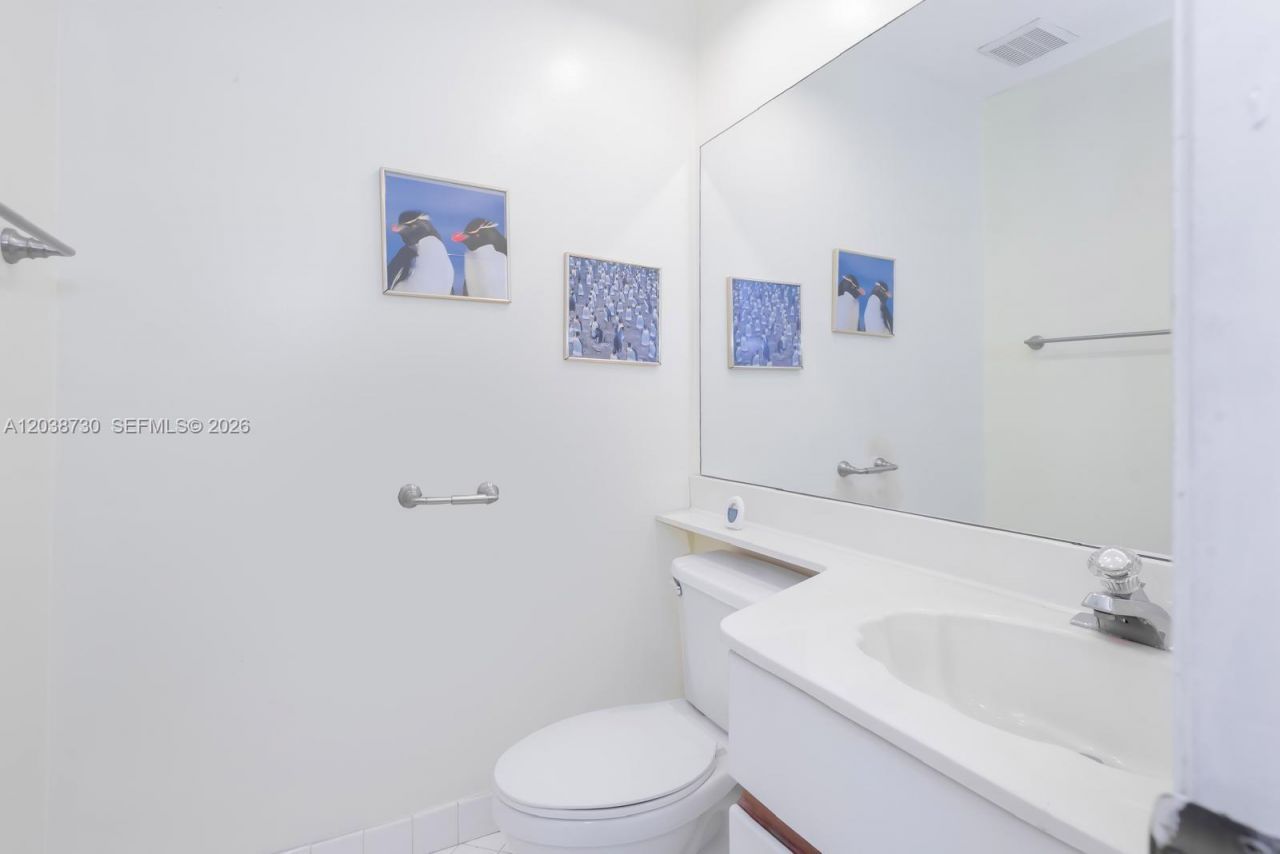 6320 NW 173rd St, Hialeah, FL 33015 Photo