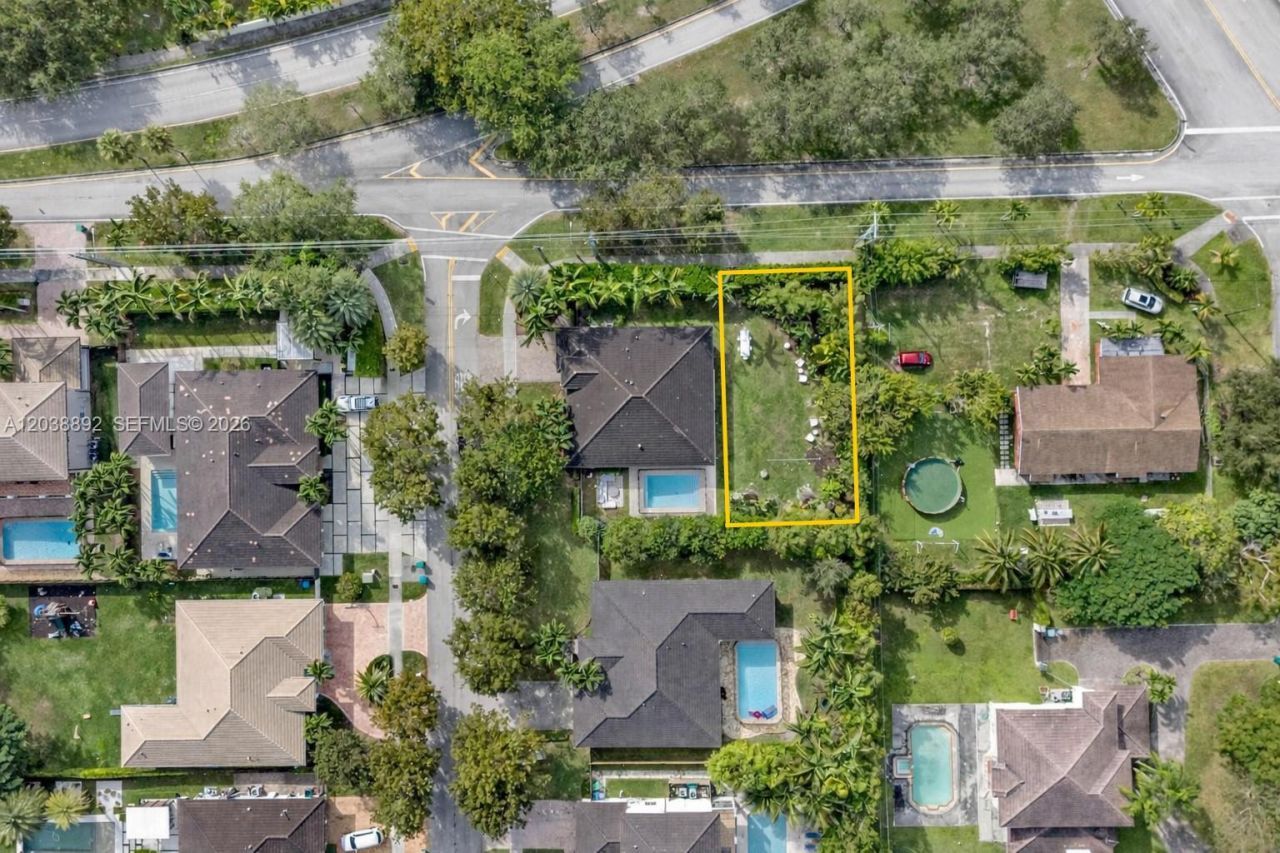 9200 SW 128 St , Kendall, FL 33176 Photo