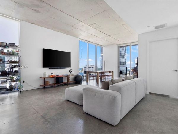 151 SE 1st St , Unit 3102, Miami, FL 33131