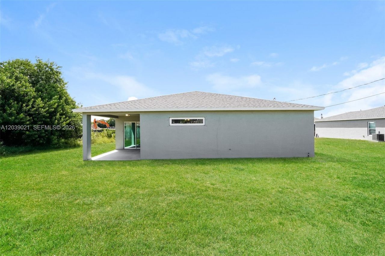 4285 SW Walker St, Port Saint Lucie, FL 34953 Photo