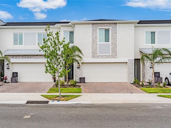 264 NINE IRON DRIVE , DAVENPORT, FL 33896