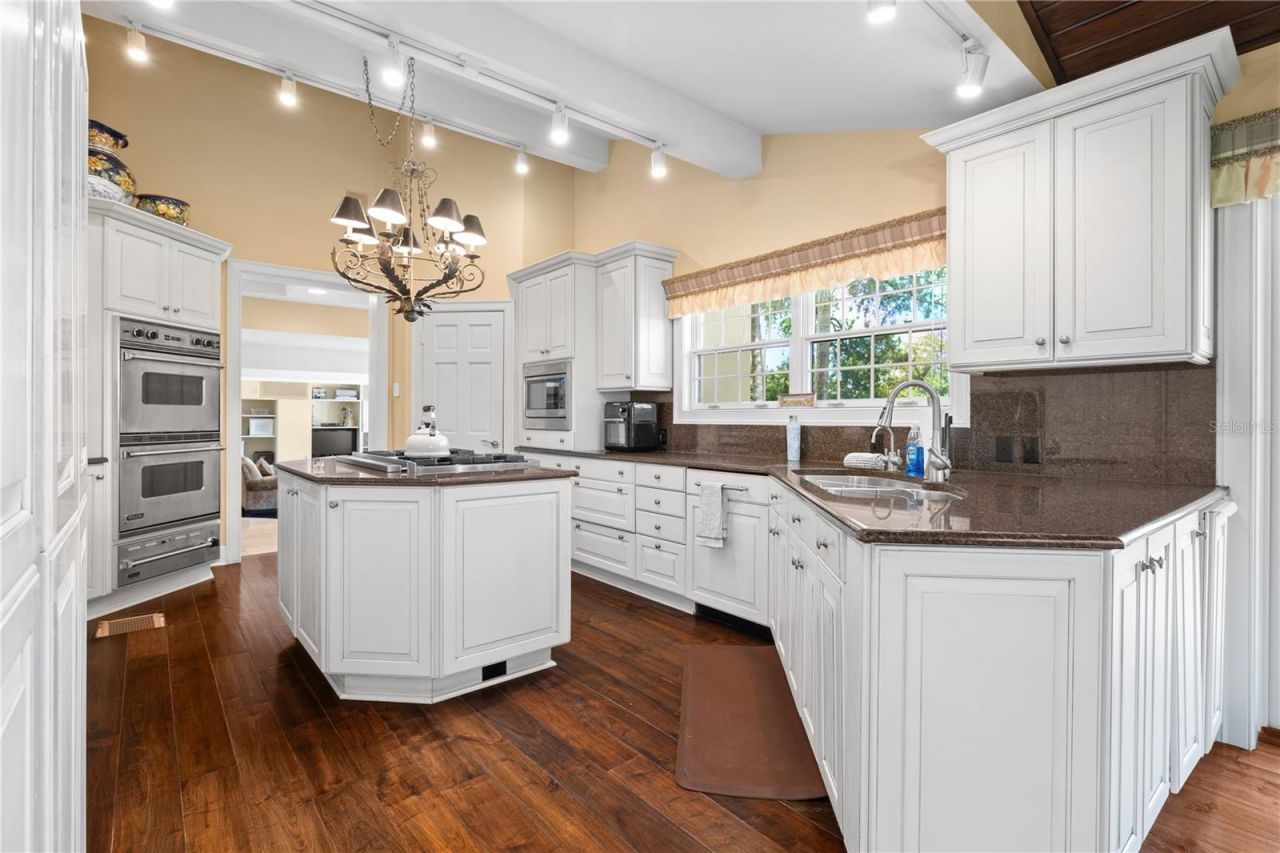 6305 Burning Tree Drive, Seminole, FL 33777 Photo