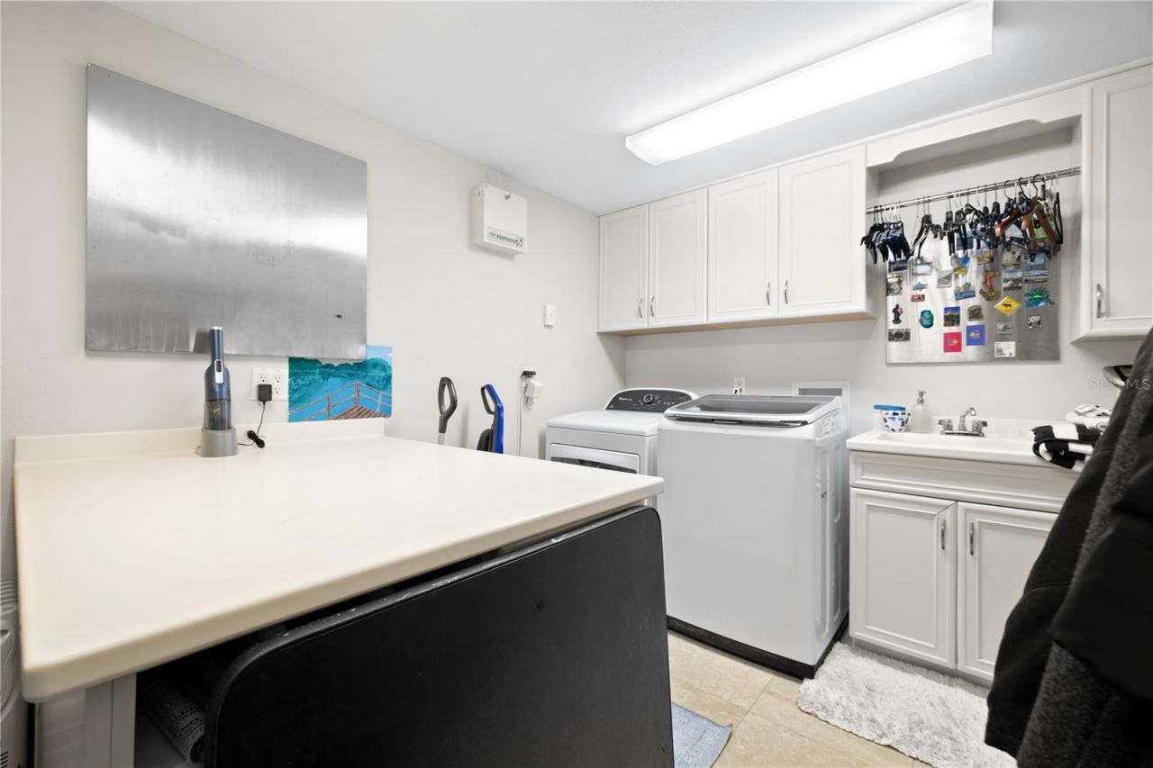 6305 Burning Tree Drive, Seminole, FL 33777 Photo
