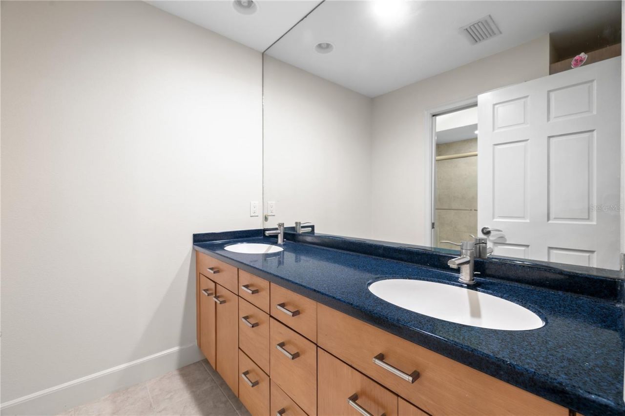 6305 Burning Tree Drive, Seminole, FL 33777 Photo