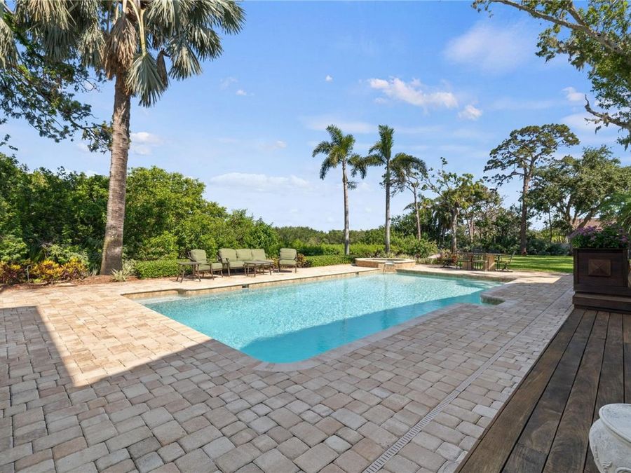 Property Image 80