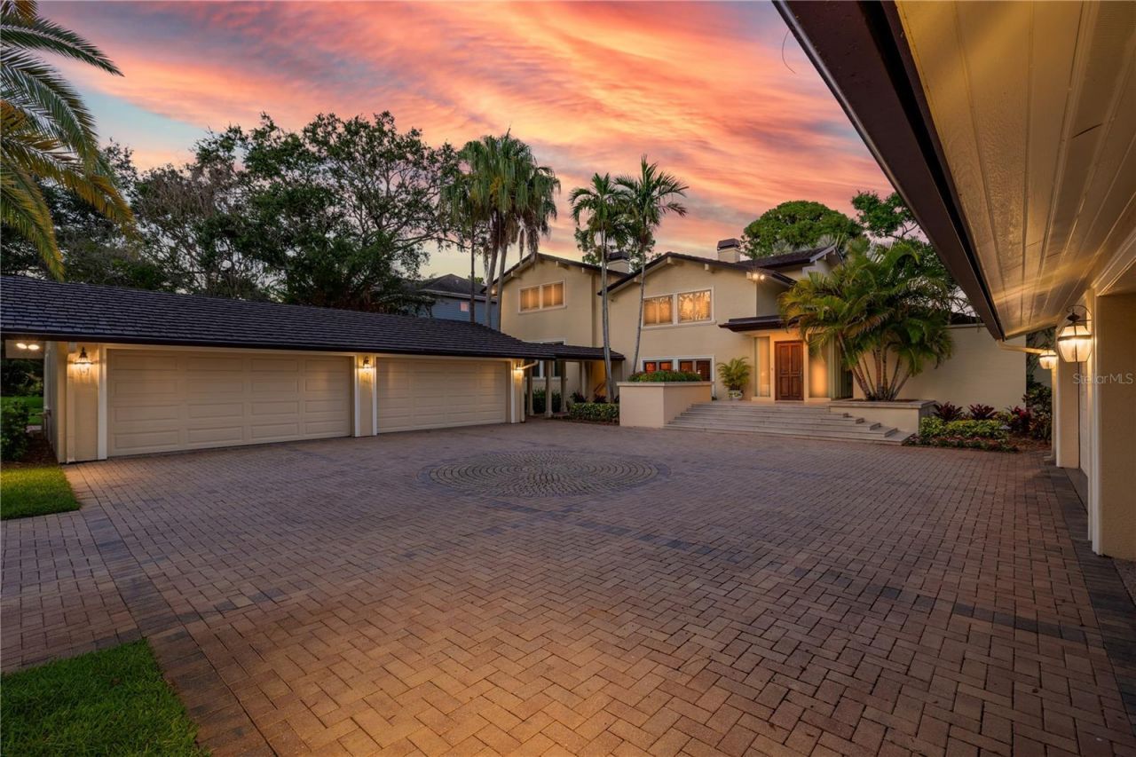 6305 Burning Tree Drive, Seminole, FL 33777 Photo