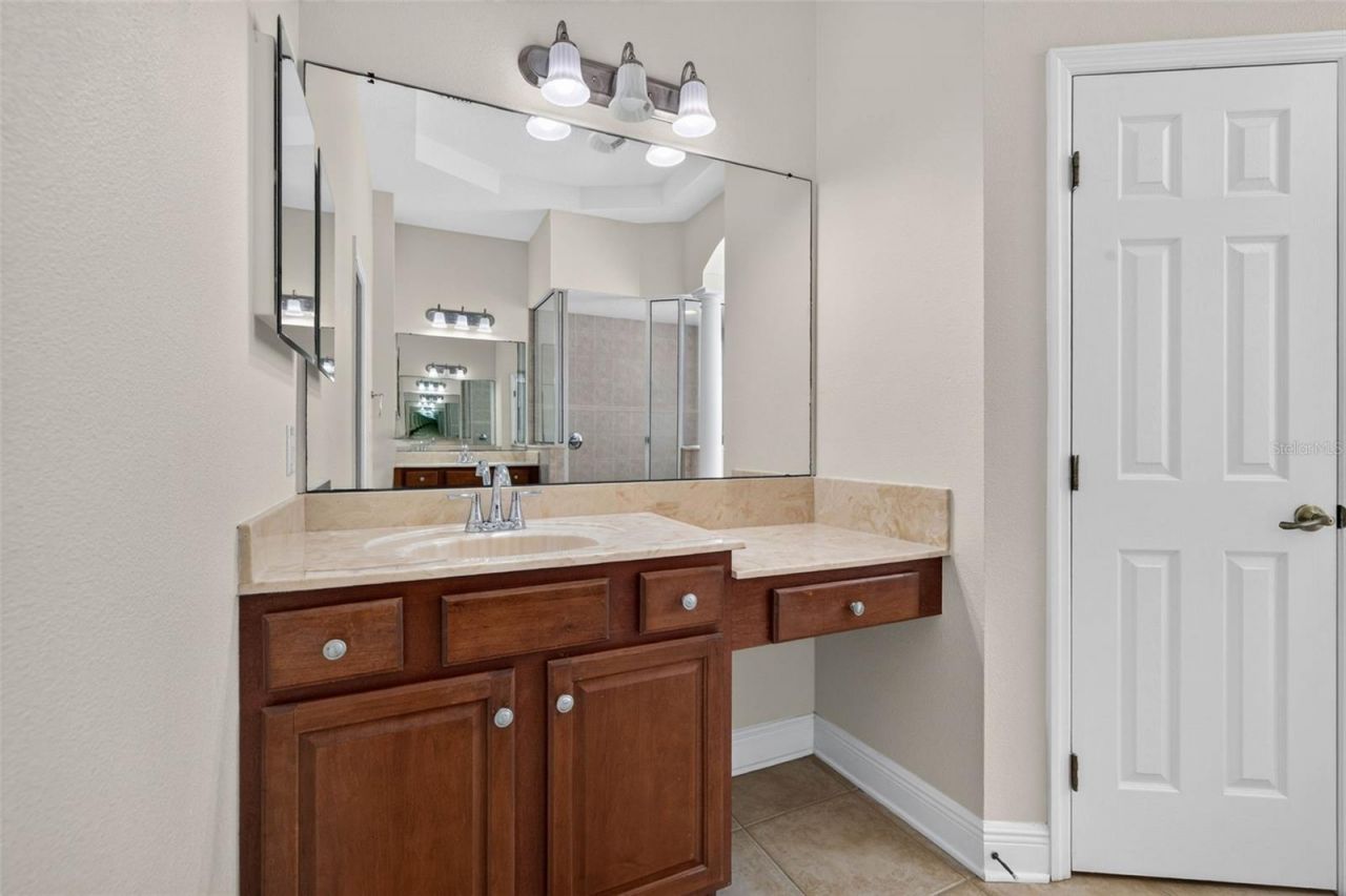 5112 Abisher Wood Lane, Brandon, FL 33511 Photo