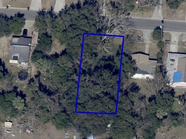 12 W ELLA J GILMORE STREET , APOPKA, FL 32703