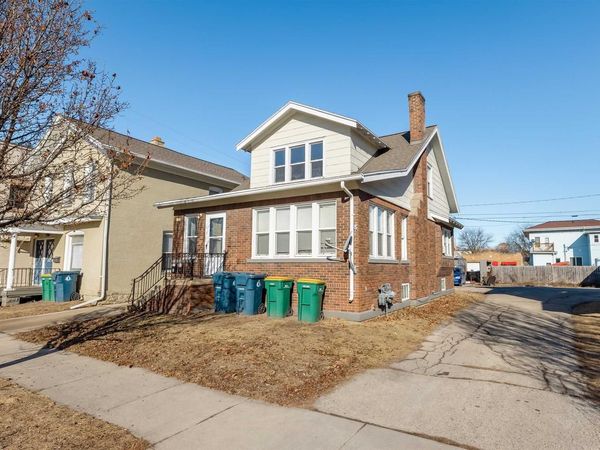 17 6TH STREET, Fond Du Lac, WI 54935