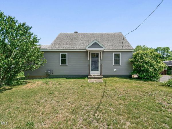 26 Hackett Street, Selkirk, NY 12158
