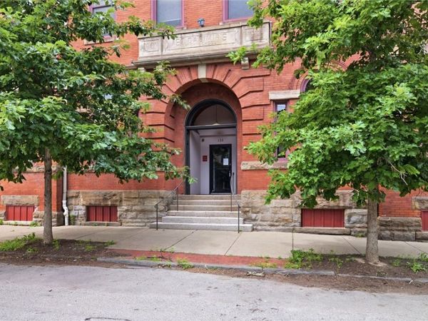 130 S 22nd St, Unit 2F, Pittsburgh, PA 15203