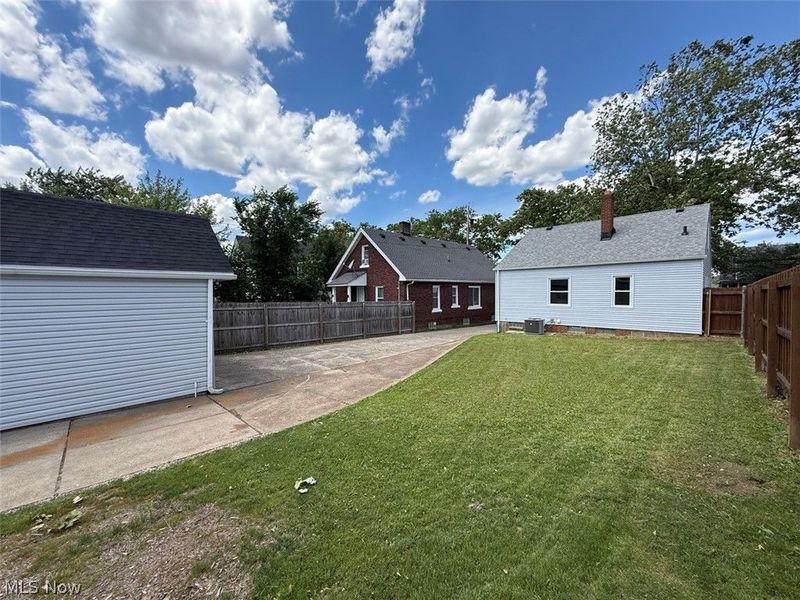 8314 Vineyard Avenue , Cleveland, OH 44105 Photo 8