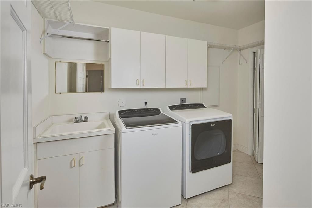 2405 Hidden Lake Dr, Unit 4705, Naples, FL 34112 Photo