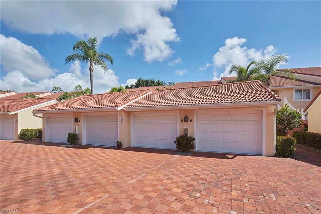 2405 Hidden Lake Dr, Unit 4705, Naples, FL 34112 Photo