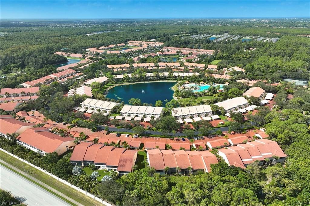 2405 Hidden Lake Dr, Unit 4705, Naples, FL 34112 Photo