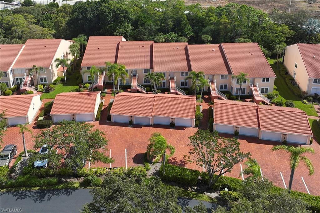 2405 Hidden Lake Dr, Unit 4705, Naples, FL 34112 Photo