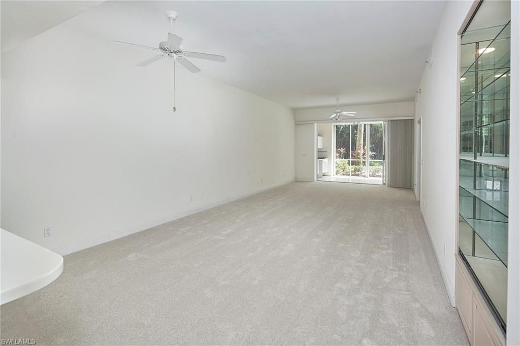 2405 Hidden Lake Dr, Unit 4705, Naples, FL 34112 Photo