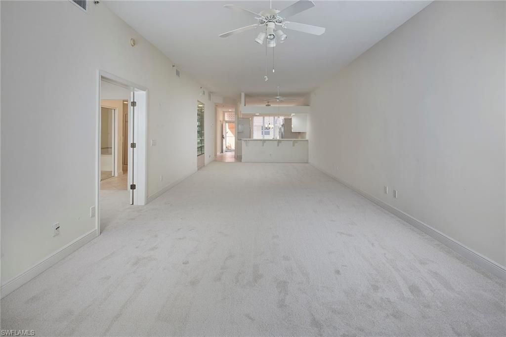 2405 Hidden Lake Dr, Unit 4705, Naples, FL 34112 Photo