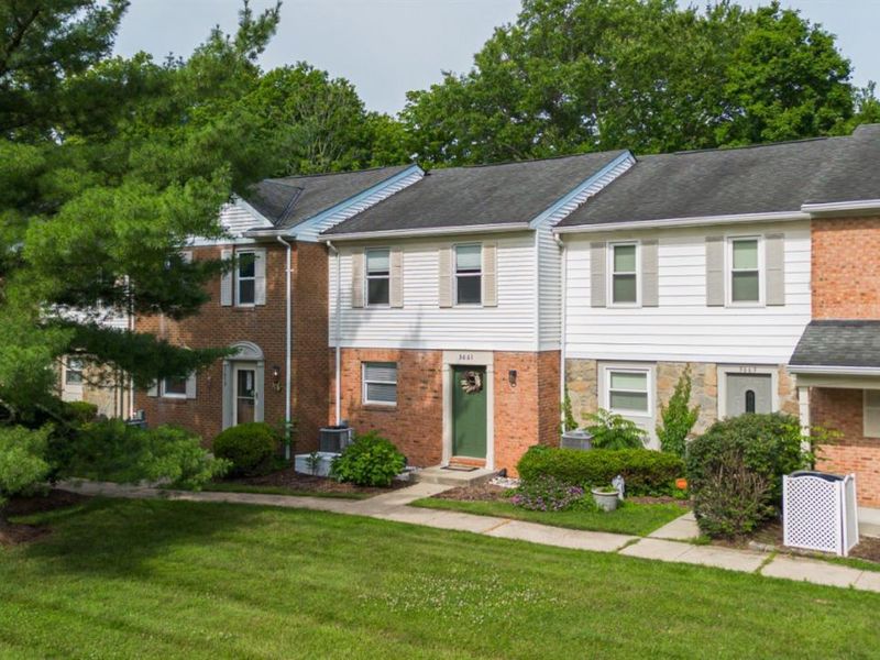 3661 Parfore Court, Unit 14, Pierce Twp, OH 45245 Photo 3