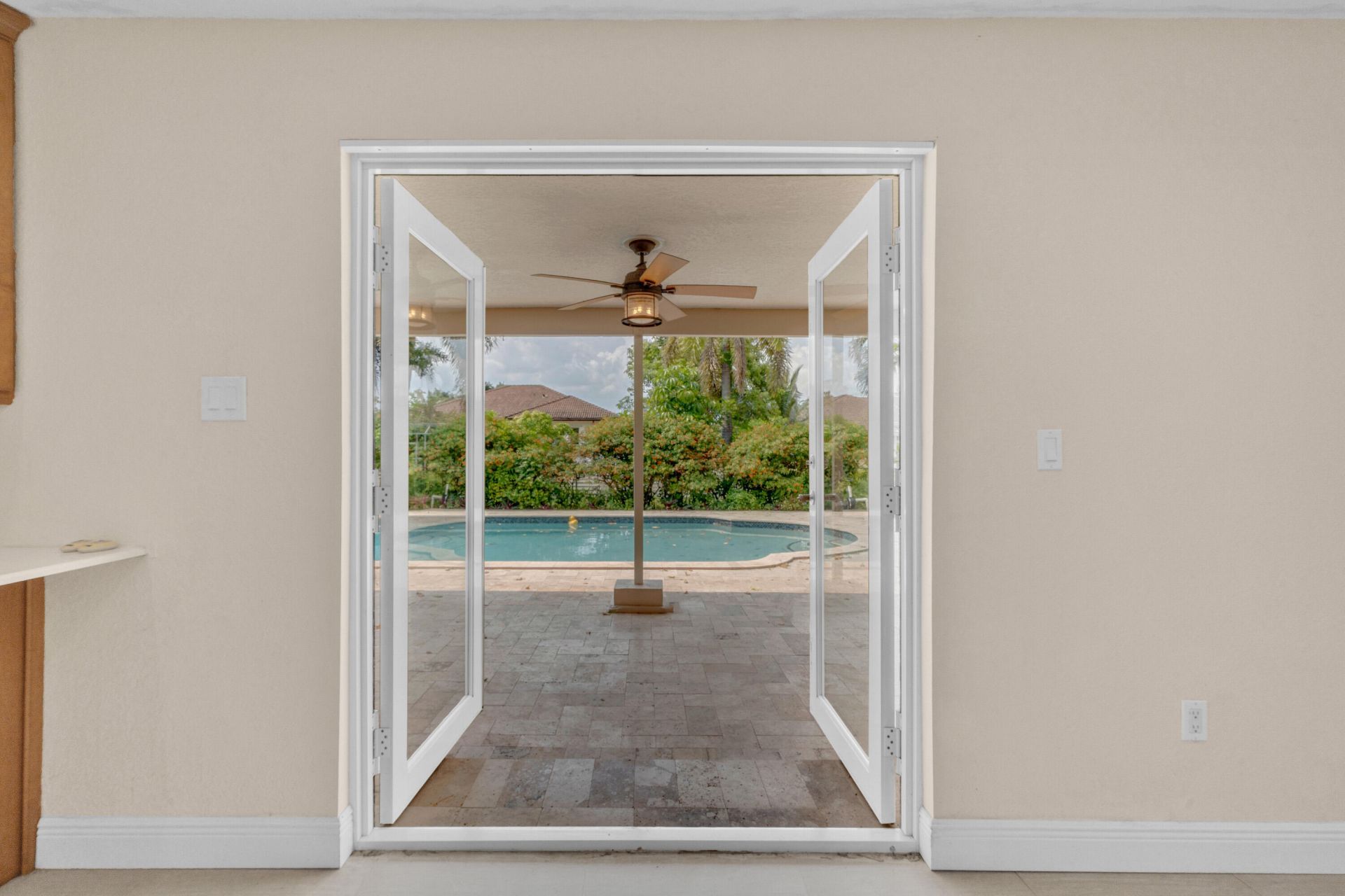 11901 NW 25th Street, Plantation, FL 33323 Photo