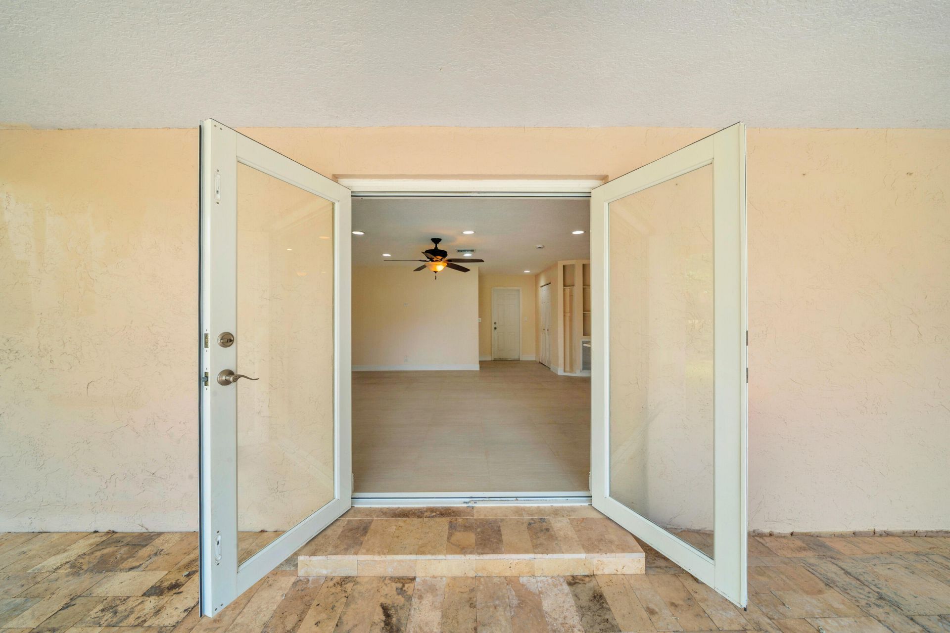 11901 NW 25th Street, Plantation, FL 33323 Photo