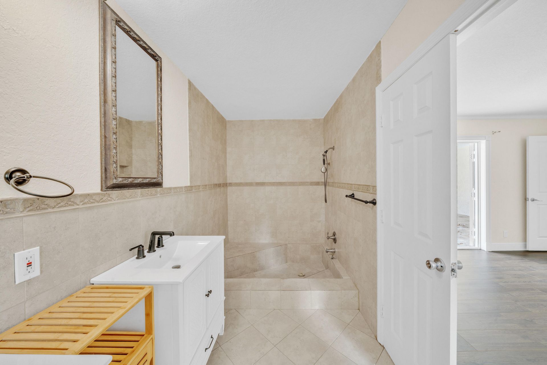 11901 NW 25th Street, Plantation, FL 33323 Photo