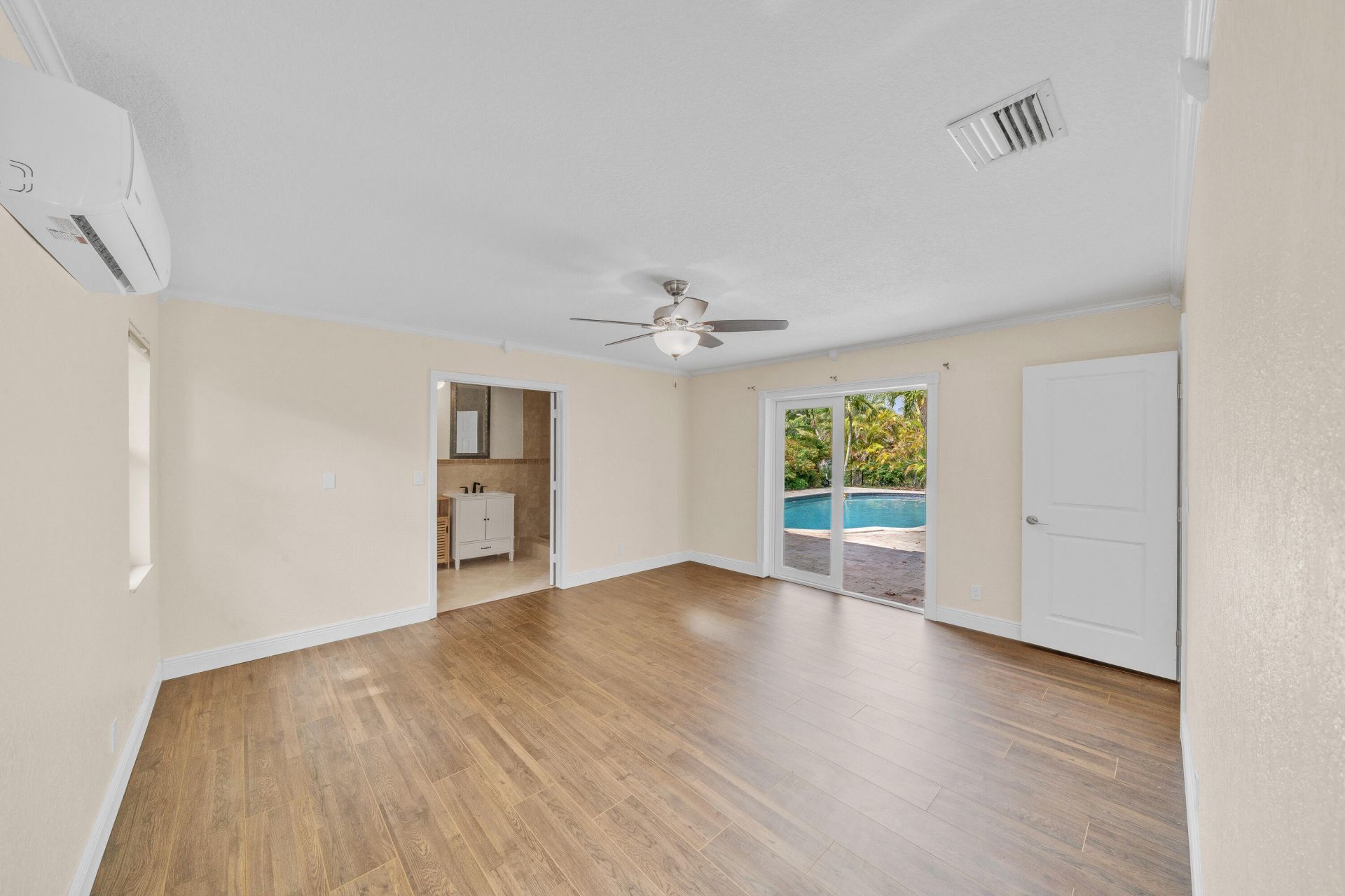 11901 NW 25th Street, Plantation, FL 33323 Photo