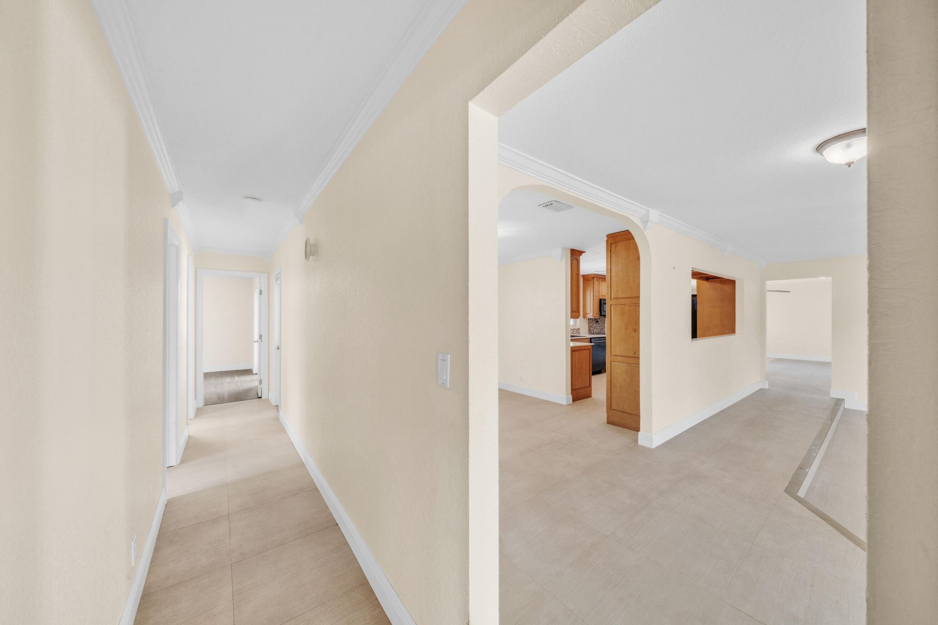 11901 NW 25th Street, Plantation, FL 33323 Photo
