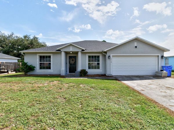 7726 102nd Avenue, Vero Beach, FL 32967