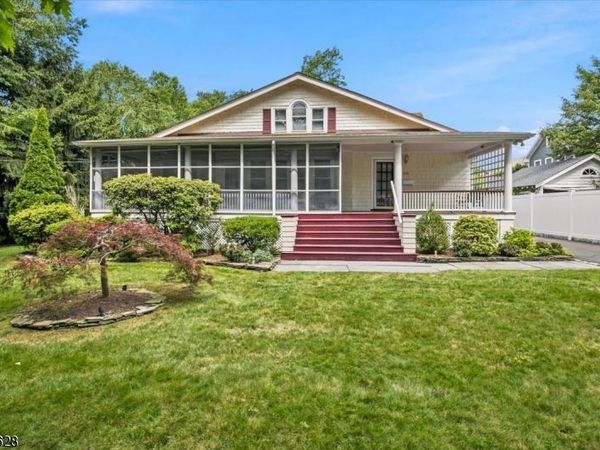 559 Parkview Ave, Westfield, NJ 07090