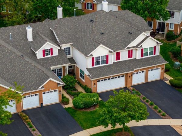 908 WINNERS CUP Court , Naperville, IL 60564