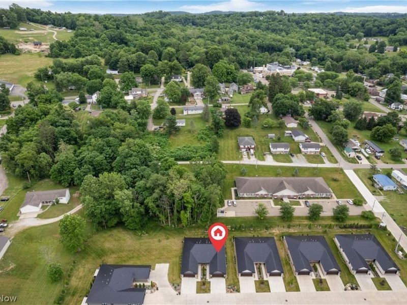 1013 Sycamore Lane, Millersburg, OH 44654 Photo 3