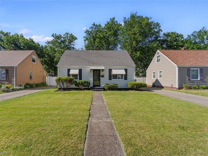 25291 Richards Avenue, Euclid, OH 44132 Photo 1