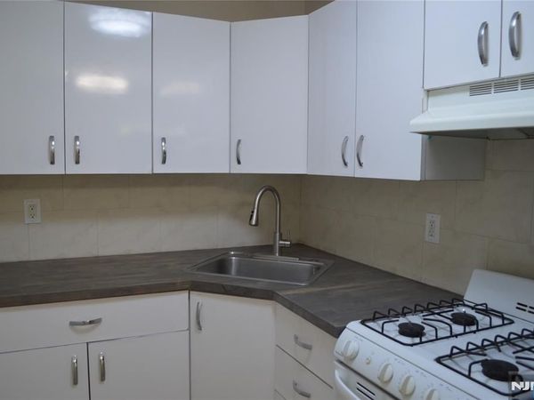 455 Fairview Avenue 9, FAIRVIEW, NJ 07022