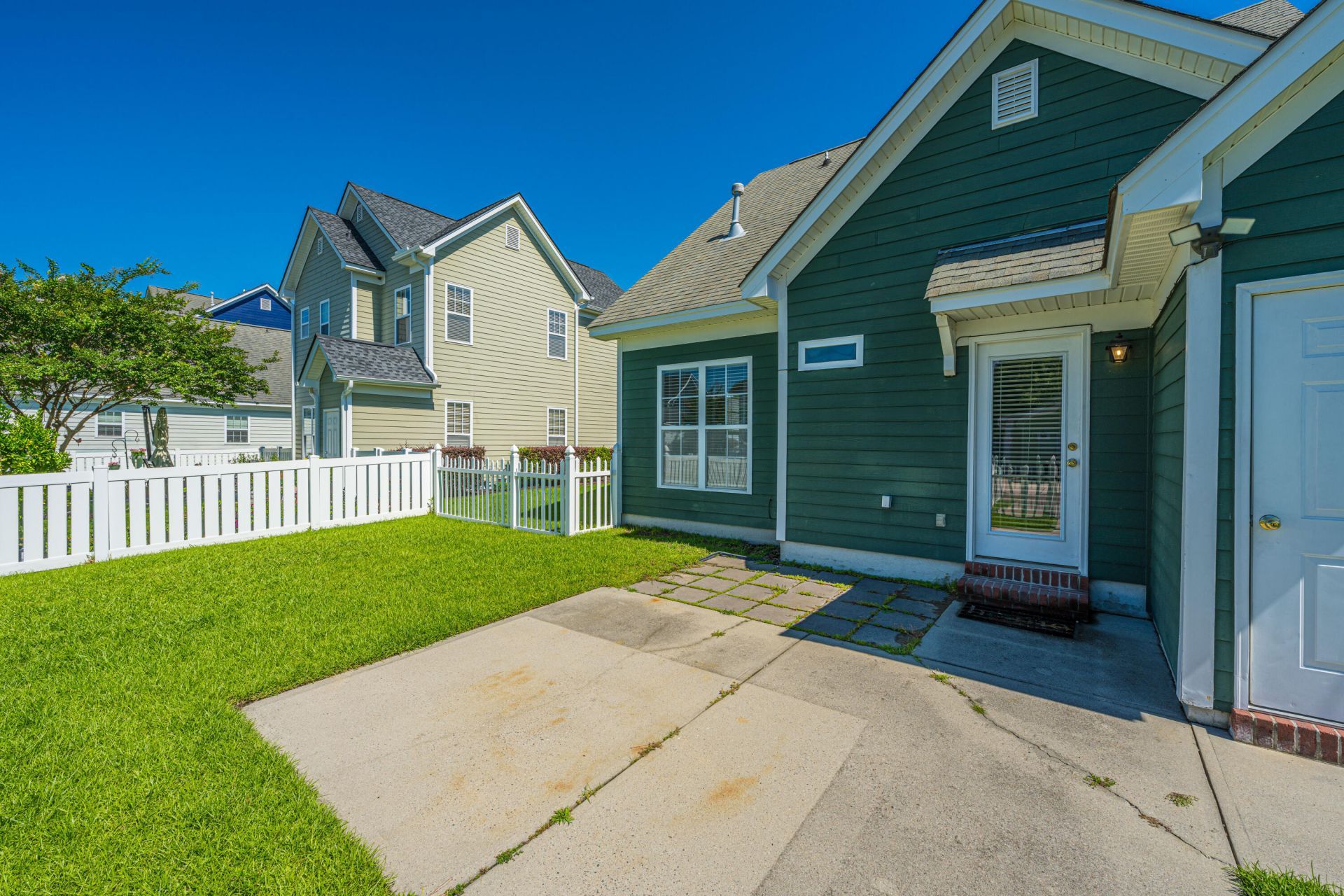 111 Foxglove Avenue Photo 31