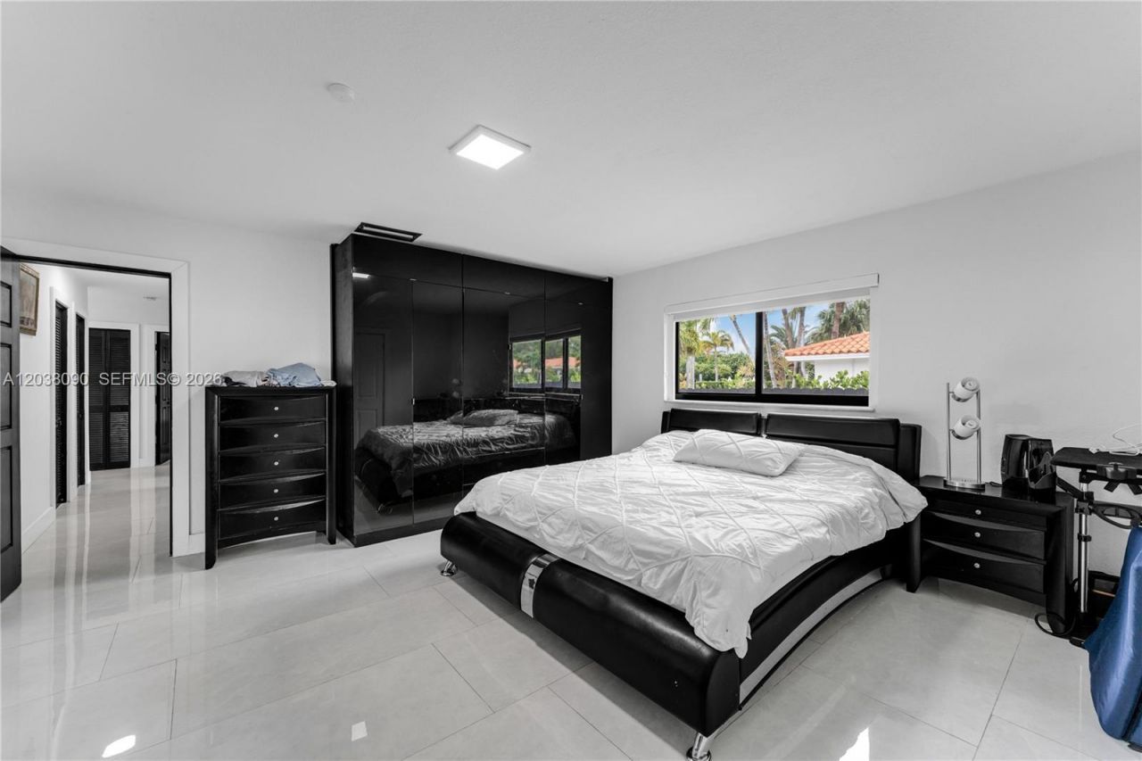 551 SW 127th Ave , Miami, FL 33184 Photo