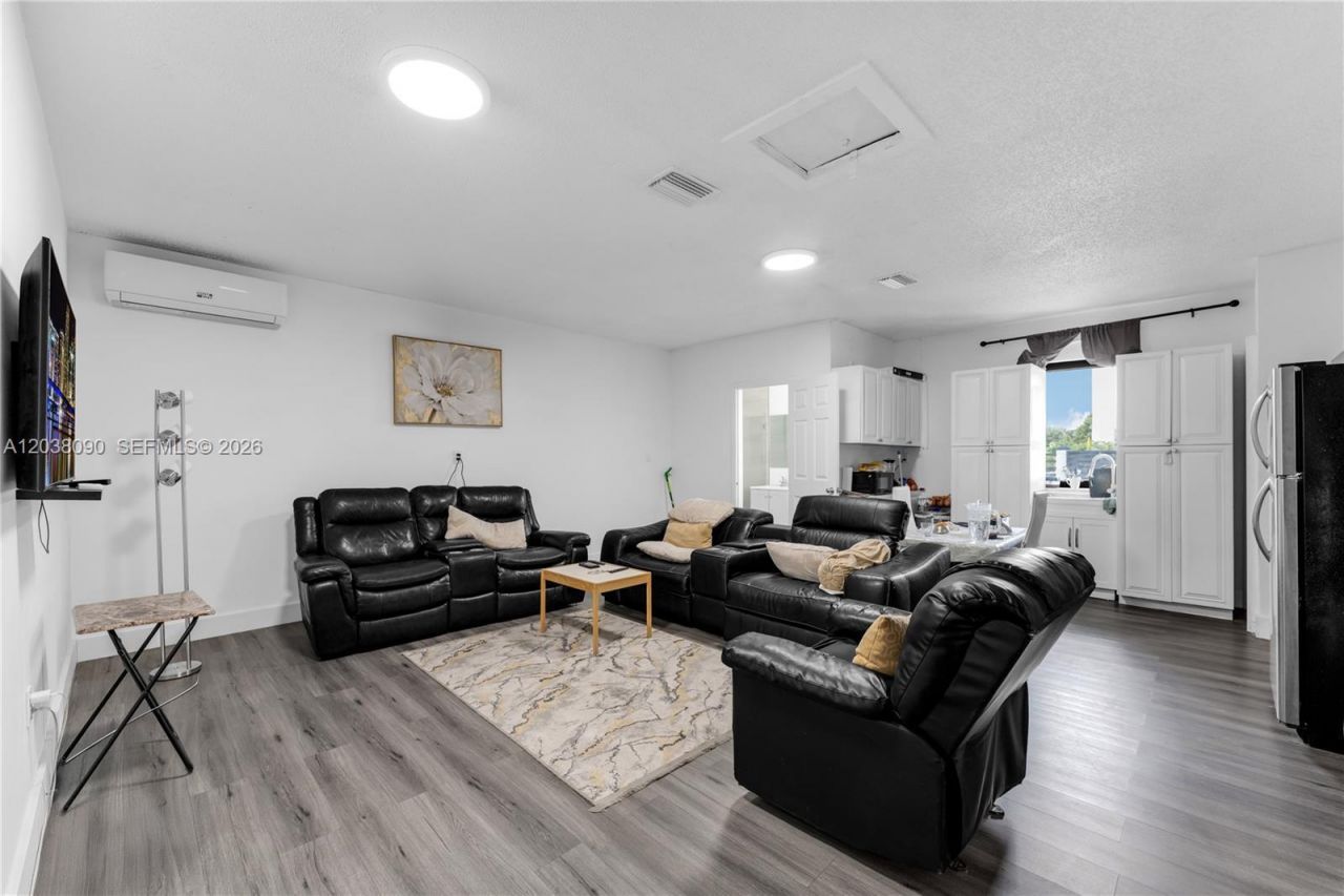 551 SW 127th Ave , Miami, FL 33184 Photo